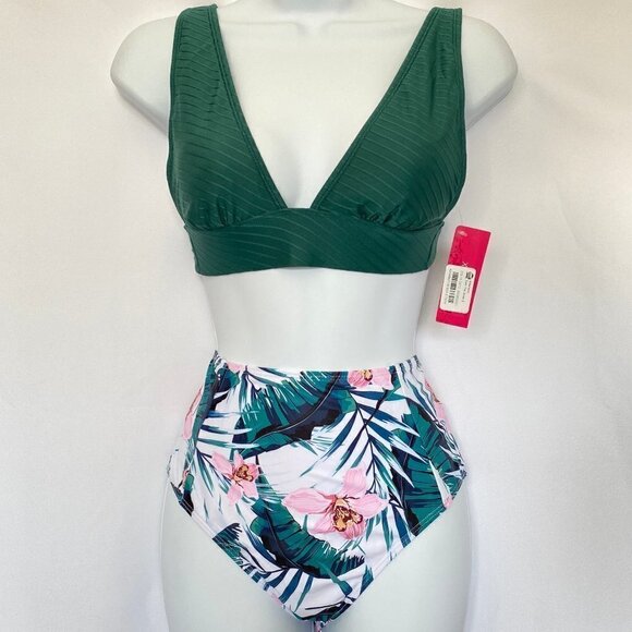 2 Piece Tropical Design Bathing Suit - Picture 1 of 14